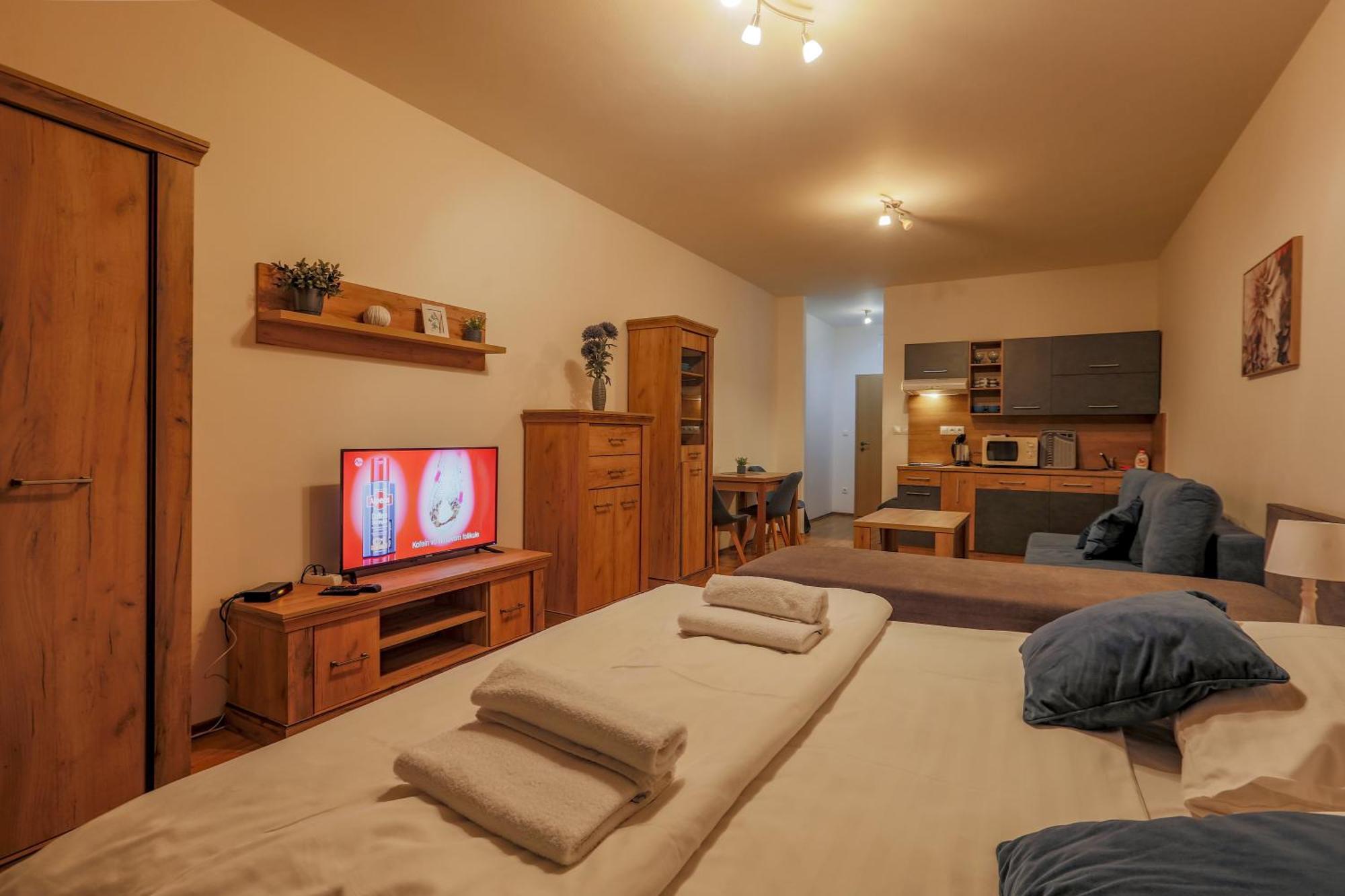 Apartmanovy Dom Fatrapark 1 S Wellness - Hlavna Recepcia Ружомберок Экстерьер фото