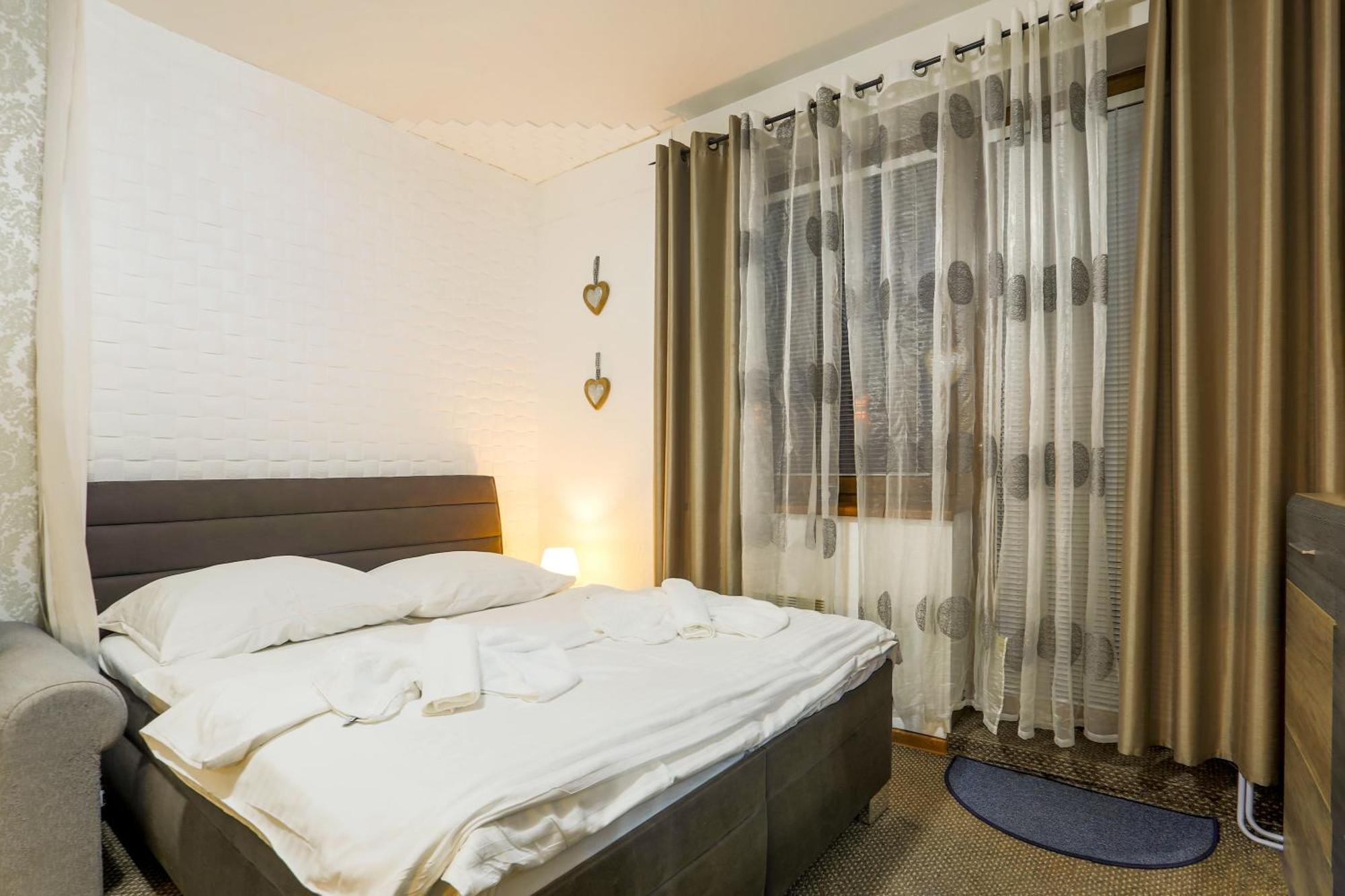 Apartmanovy Dom Fatrapark 1 S Wellness - Hlavna Recepcia Ружомберок Экстерьер фото